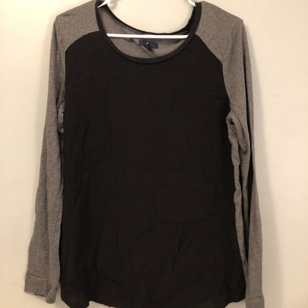 GAP Black and Gray Long Sleeve T-shirt
